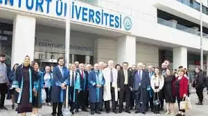 جامعة اسطنبول اسنيورت